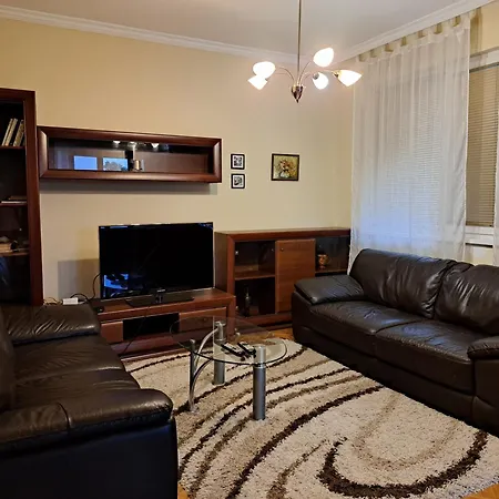 Apartmán Sunny Cozy Flat In The Centre, Close To Beach, 4 Rooms, 105sqm *