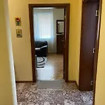 Apartment Sunny Cozy Flat In The Centre, Close To Beach, 4 Rooms, 105sqm Warna