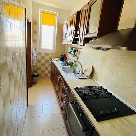 Апартаменты Sunny Cozy Flat In The Centre, Close To Beach, 4 Rooms, 105sqm *